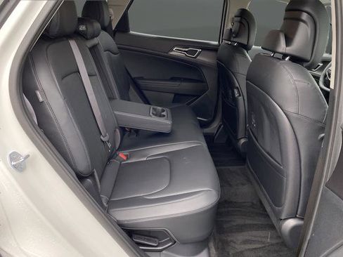 New 2026 Kia Sportage EX image 37