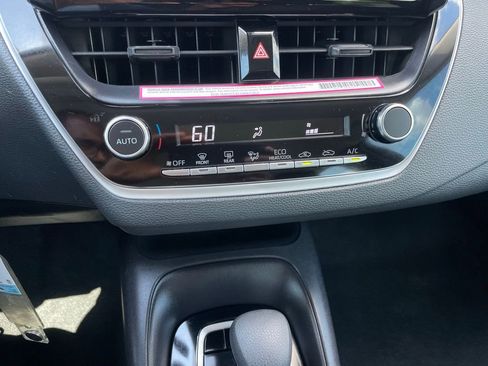 Used 2024 Toyota Corolla LE FWD image 18