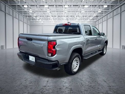 Used 2024 Chevrolet Colorado W/T RWD image 7