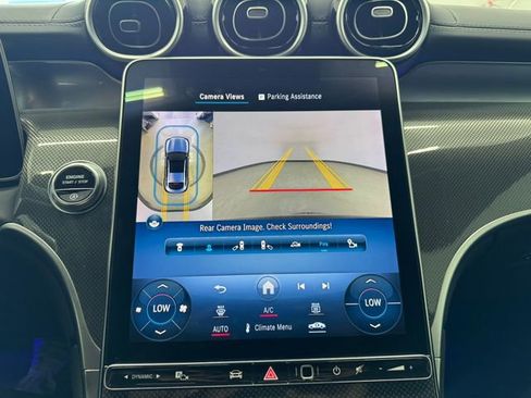 Used 2024 Mercedes-Benz GLC 300 4MATIC image 27