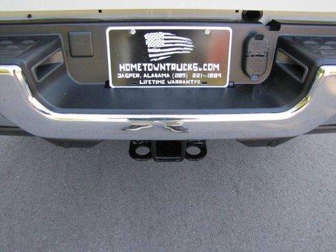 Used 2022 RAM 2500 Laramie AWD/4WD image 30