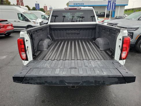 Used 2022 GMC Sierra 2500 SLE w/ SLE Value Package; image 21