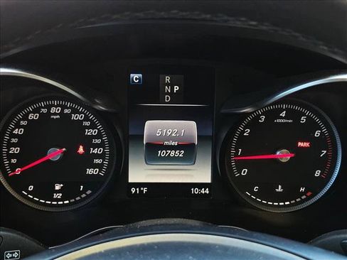 Used 2019 Mercedes-Benz GLC 300 image 10