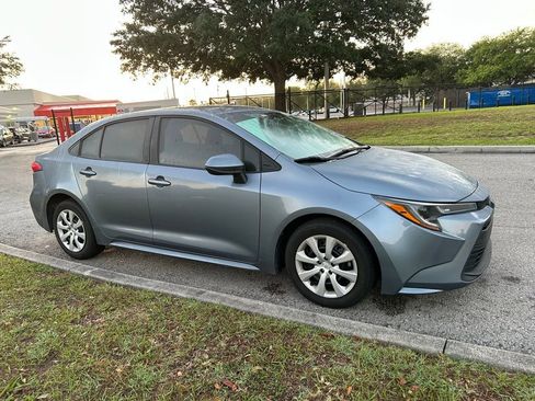Used 2024 Toyota Corolla LE image 7
