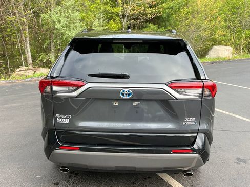 Used 2020 Toyota RAV4 XSE AWD/4WD image 4