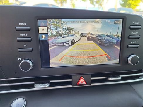 New 2025 Hyundai Elantra Blue image 17