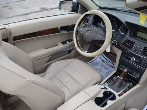 Used 2011 Mercedes-Benz E 350 Cabriolet image 14
