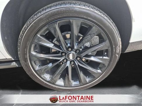 Used 2025 Cadillac Escalade Sport Platinum w/ LPO, ONYX Package AWD/4WD image 34