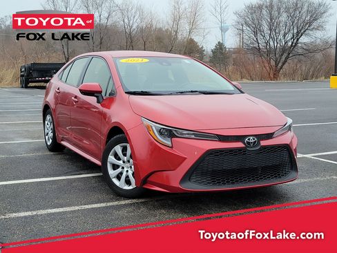 Used 2021 Toyota Corolla LE image 1
