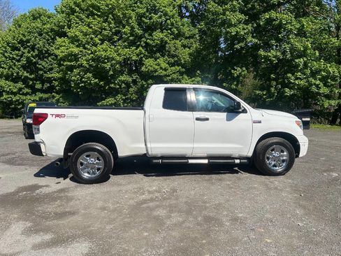 Used 2010 Toyota Tundra 4x4 Double Cab image 5