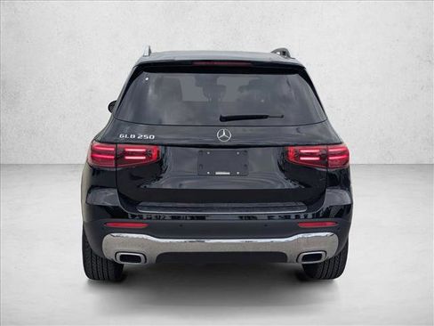New 2026 Mercedes-Benz GLB 250 image 7