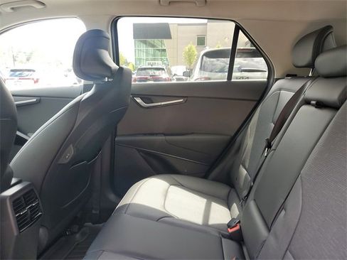 New 2025 Kia Niro SX Touring image 11