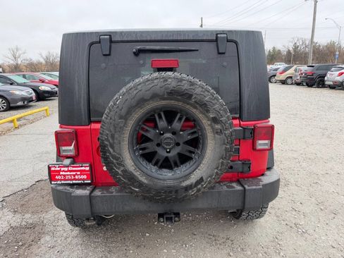 Used 2010 Jeep Wrangler Sport AWD/4WD image 4