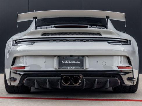 Certified 2022 Porsche 911 GT3 RWD image 10