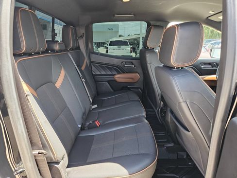 Certified 2024 GMC Canyon AT4 w/ Technology Package AWD/4WD image 26