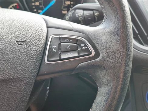 Used 2019 Ford Escape SE FWD image 5