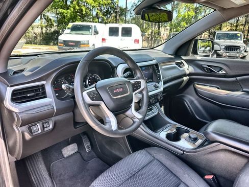 Certified 2023 GMC Acadia SLE w/ Elevation Edition image 10