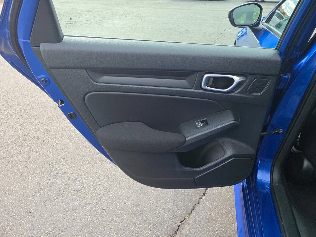 Used 2023 Honda Civic Sport image 26