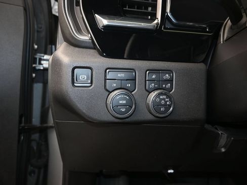 Used 2025 Chevrolet Silverado 1500 RST w/ Convenience Package II AWD/4WD image 13