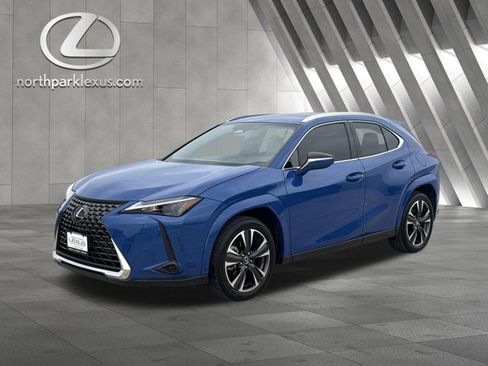 Certified 2025 Lexus UX 300h FWD image 3