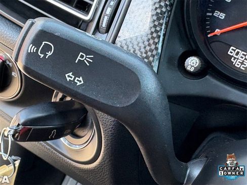 Used 2021 Porsche Macan S image 25