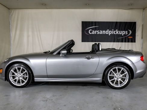 Used 2012 MAZDA MX-5 Miata Grand Touring w/ Premium Pkg image 11