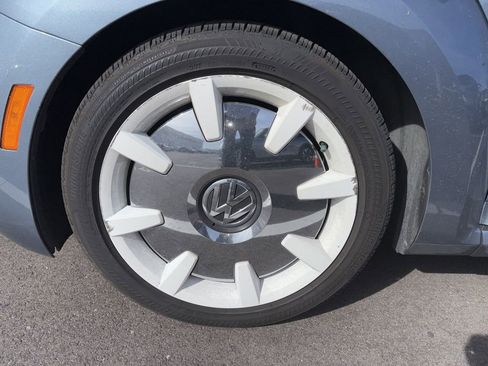 Used 2019 Volkswagen Beetle 2.0T Final Edition SEL image 4