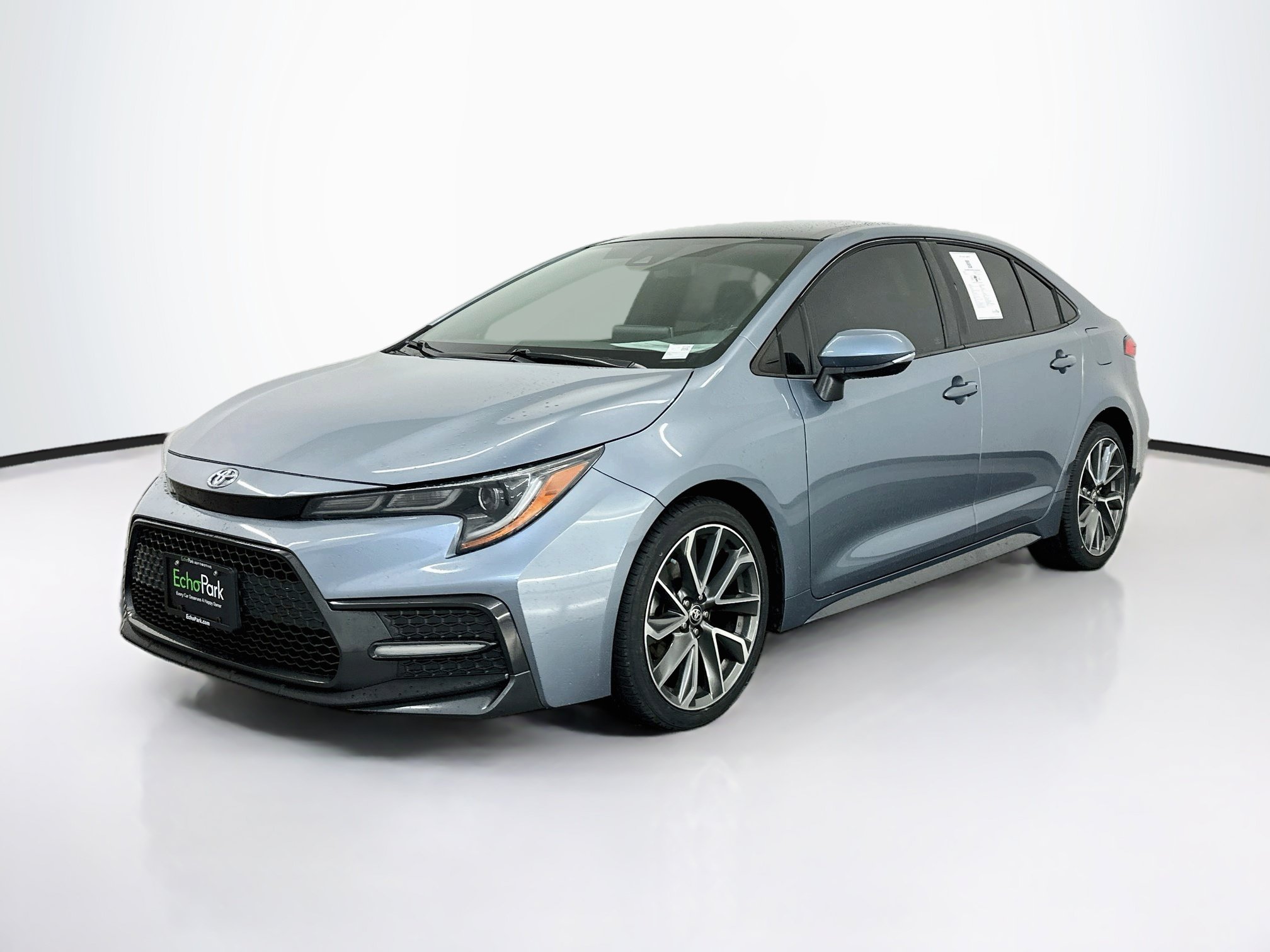 Used 2021 Toyota Corolla SE w/ Carpet Mat Package (TMS) FWD image 3