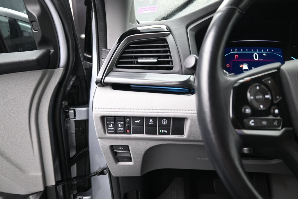 Used 2024 Honda Odyssey Elite image 34