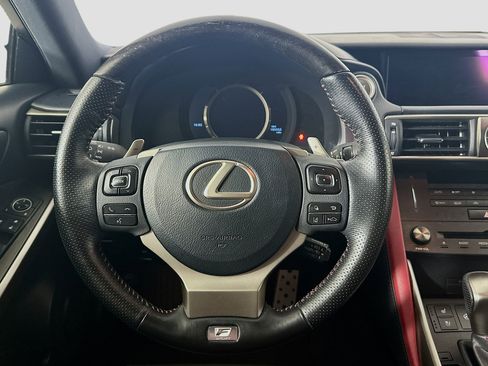 Used 2019 Lexus IS 300 w/ Navigation Package RWD image 18