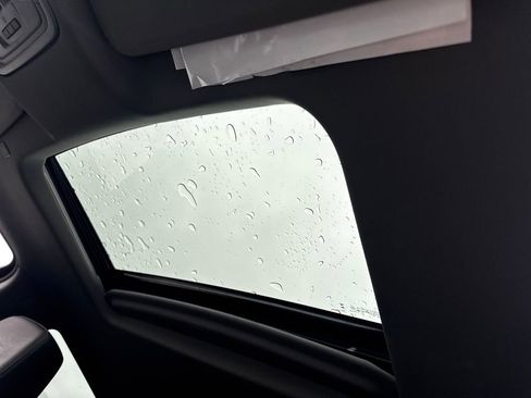 Used 2024 GMC Sierra 1500 SLT w/ SLT Premium Plus Package image 19