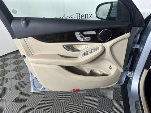 Certified 2021 Mercedes-Benz GLC 300 image 10