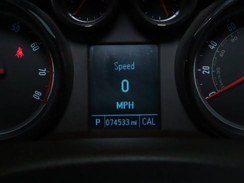 Used 2014 Buick Encore Premium image 24