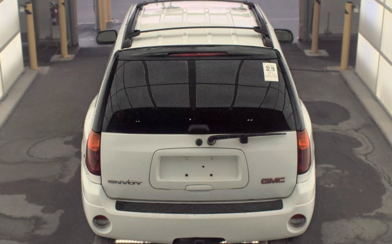Used 2007 GMC Envoy SLE RWD image 5
