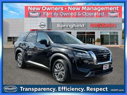 Certified 2025 Nissan Pathfinder S