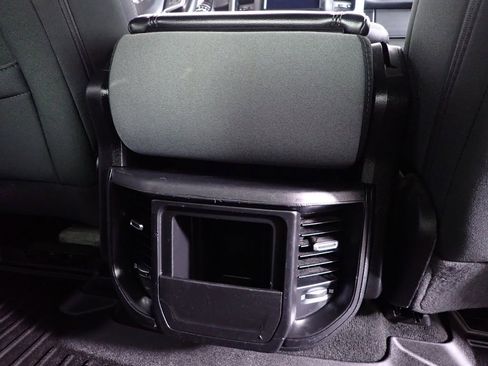Used 2021 RAM 1500 Big Horn AWD/4WD image 34