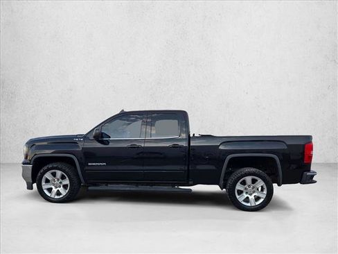 Used 2017 GMC Sierra 1500 SLE w/ SLE Value Package AWD/4WD image 9