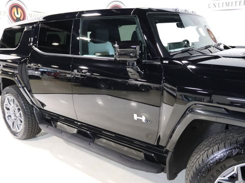 Used 2025 GMC Hummer EV 3X AWD/4WD image 8