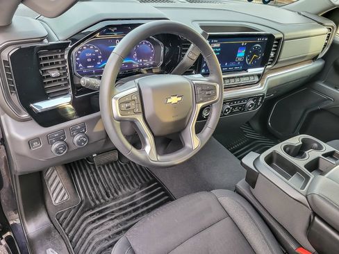 Certified 2024 Chevrolet Silverado 1500 LT image 8