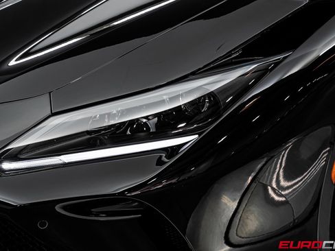 Used 2022 Ferrari F8 Tributo image 14