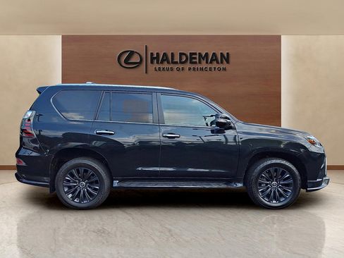 Certified 2023 Lexus GX 460 Premium w/ Accessory Package AWD/4WD image 7