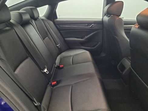 Used 2019 Honda Accord Sport image 19