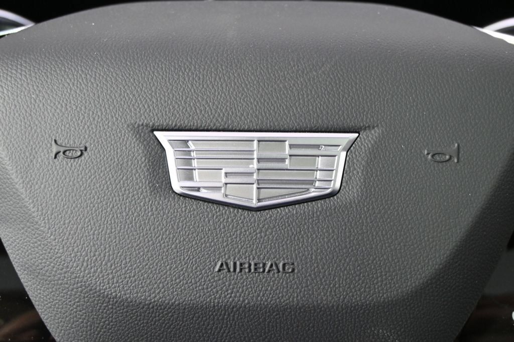 New 2026 Cadillac Optiq Luxury 2 w/ LPO, Floor Liner Package AWD/4WD image 34