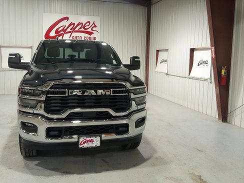 New 2026 RAM 2500 Tradesman AWD/4WD image 2