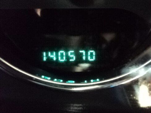 Used 2012 Jeep Wrangler Unlimited Sahara w/ Connectivity Group image 11