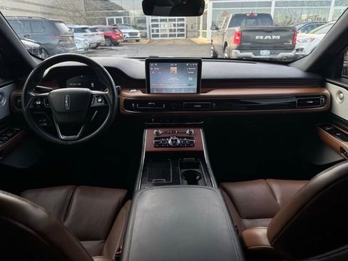 Used 2023 Lincoln Aviator Reserve w/ Equipment Group 201A image 24
