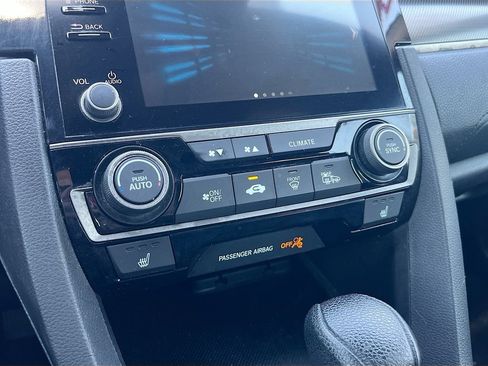 Used 2019 Honda Civic EX image 15