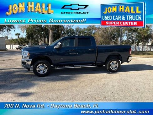 Used 2024 RAM 2500 Big Horn w/ Bed Utility Group image 4