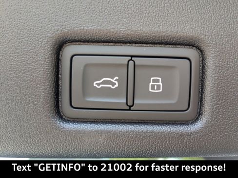 New 2025 Audi Q5 Prestige image 14