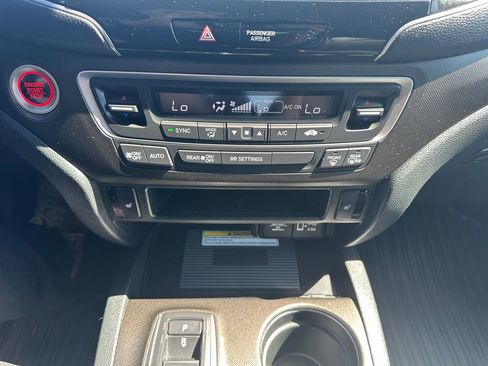 Used 2023 Honda Passport TrailSport image 17